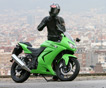 Kawasaki поколдовала над внешним обликом Ninja 250R 2009